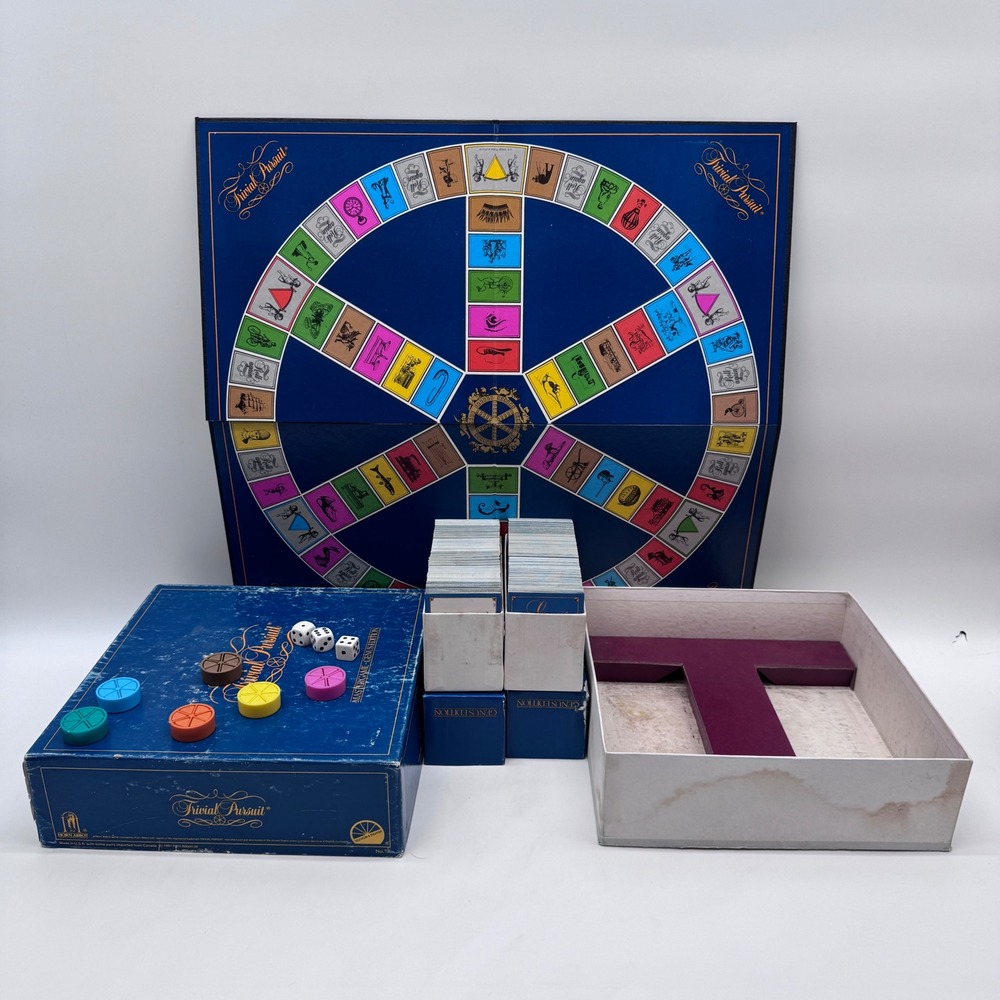 Vintage 1981 Trivial Pursuit Board Game Blue Master Game Genus Edition